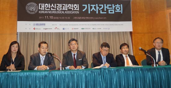 임원들.jpg
